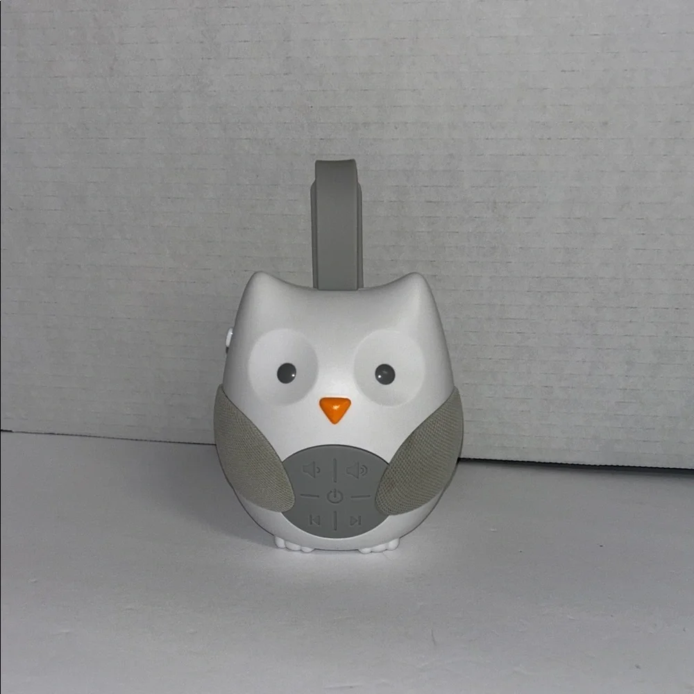 Skip Hop Owl Toy Speaker in White and Gray with Orange Accent